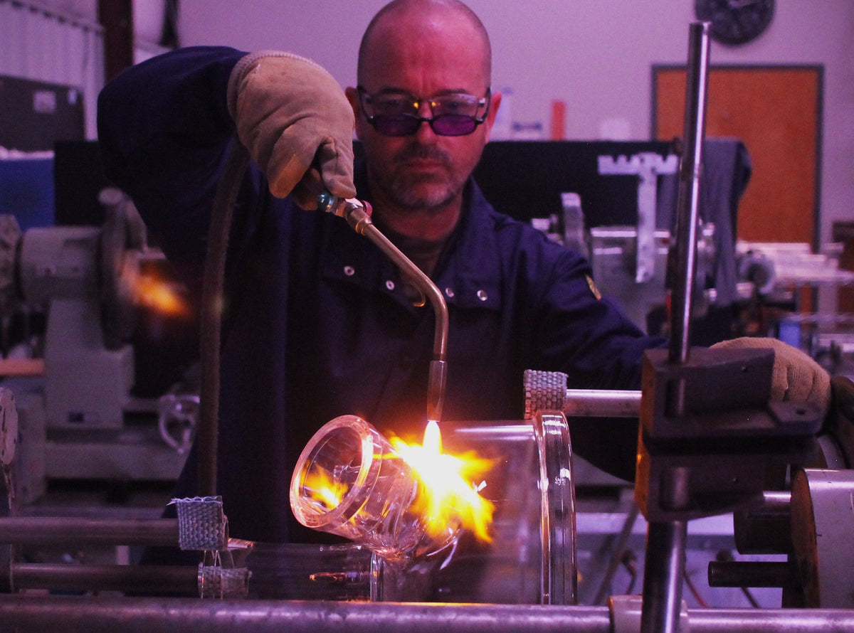 Specialty glassware repair and rebuild specialist